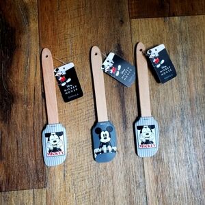 Set Of 3 Mickey Mouse Mini Spatulas